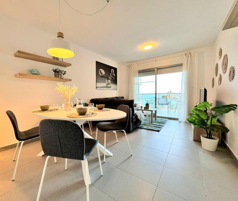 Suite Delphine By Calpitality Esterno foto